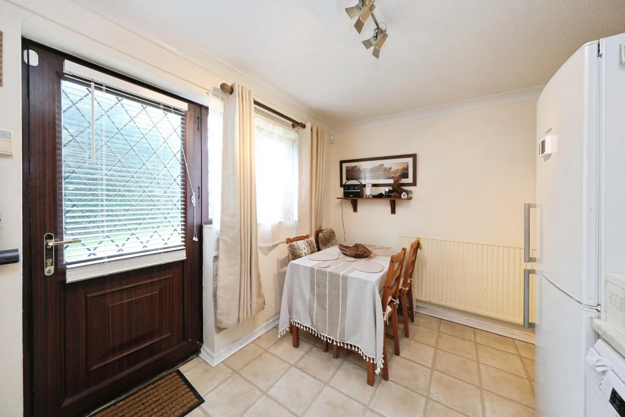 Hall Close, Mansfield, NG21, photo 10