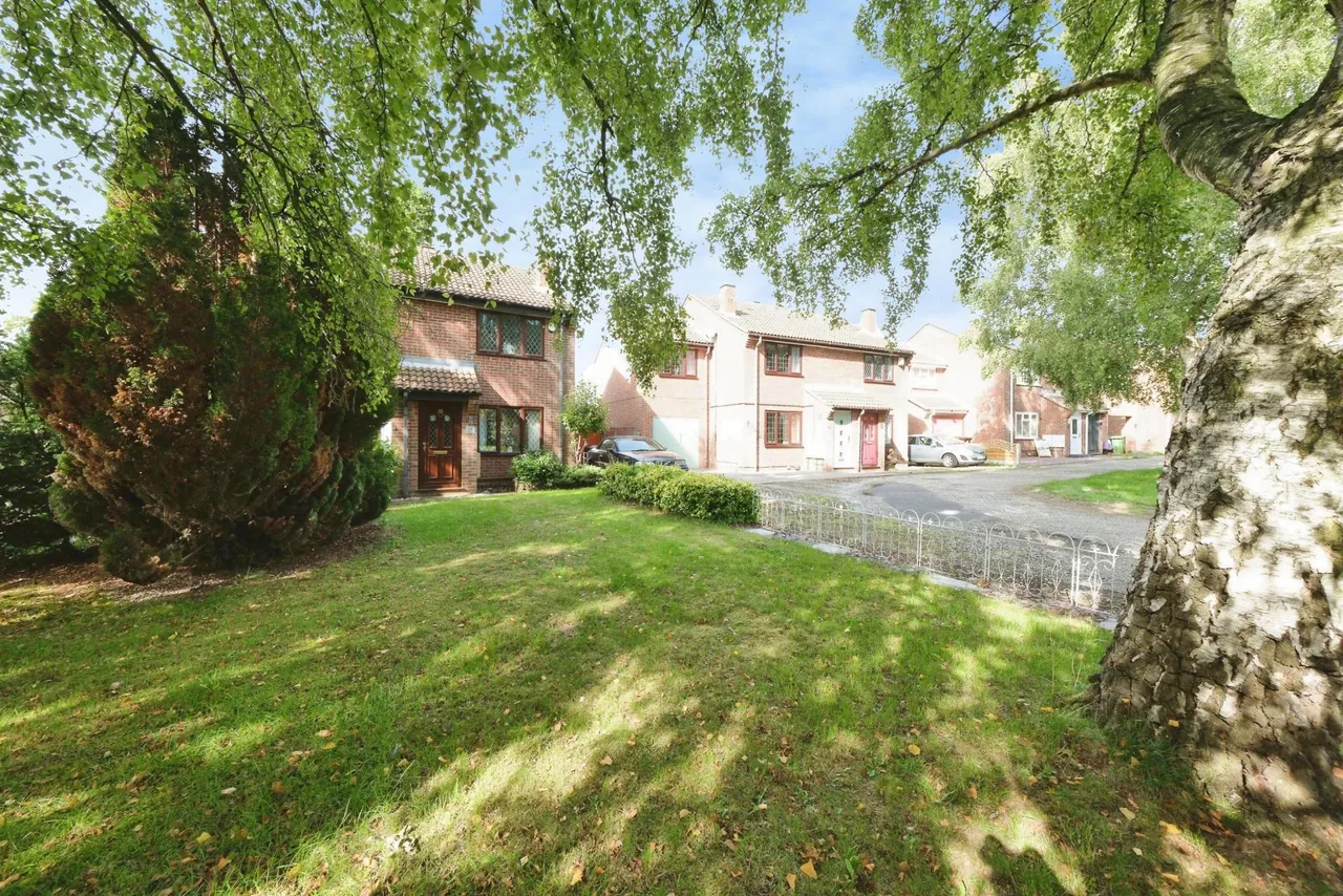 Hall Close, Mansfield, NG21, photo 25
