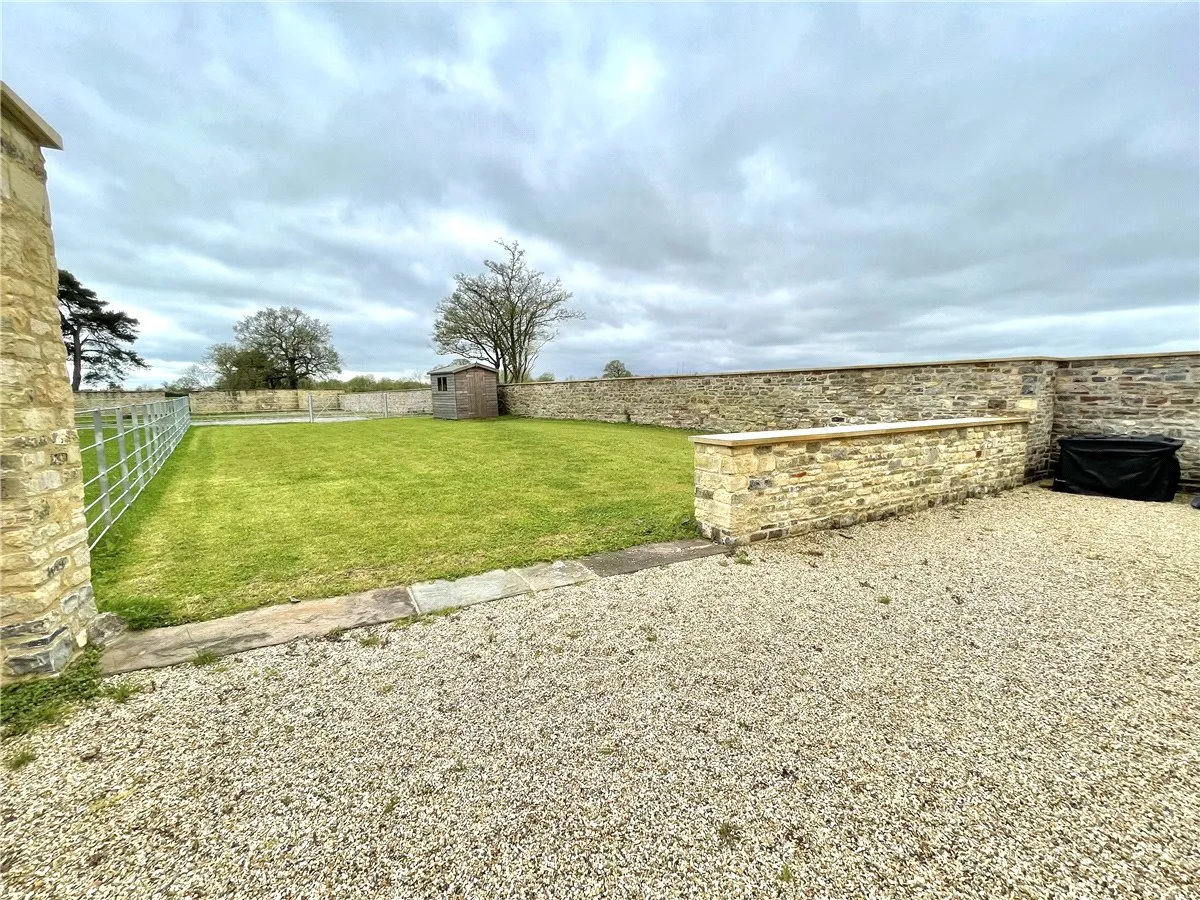 Dodington Lane, Dodington, BS37, photo 12