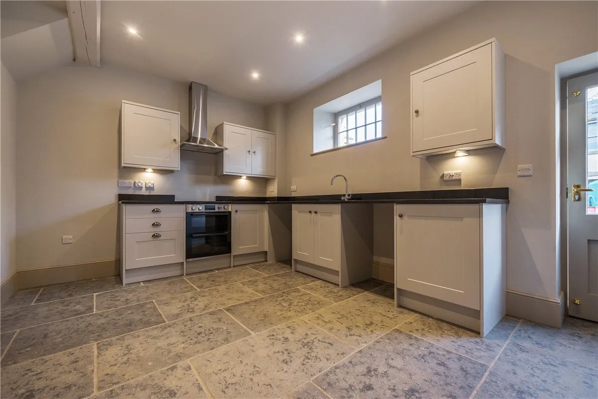 Dodington Lane, Dodington, BS37, photo 4