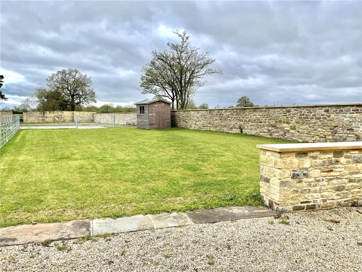 Dodington Lane, Dodington, BS37, photo 5