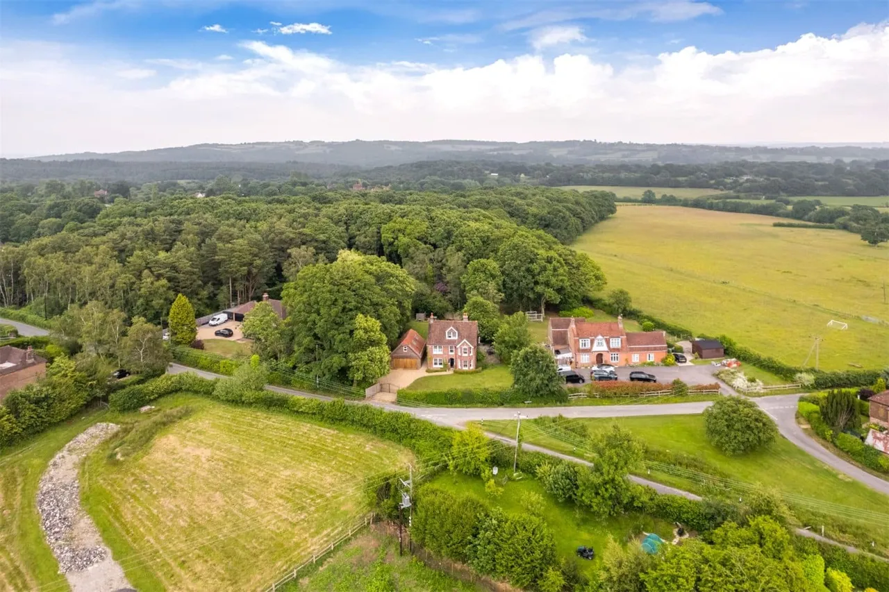 Turners Green, Heathfield, TN21, photo 25