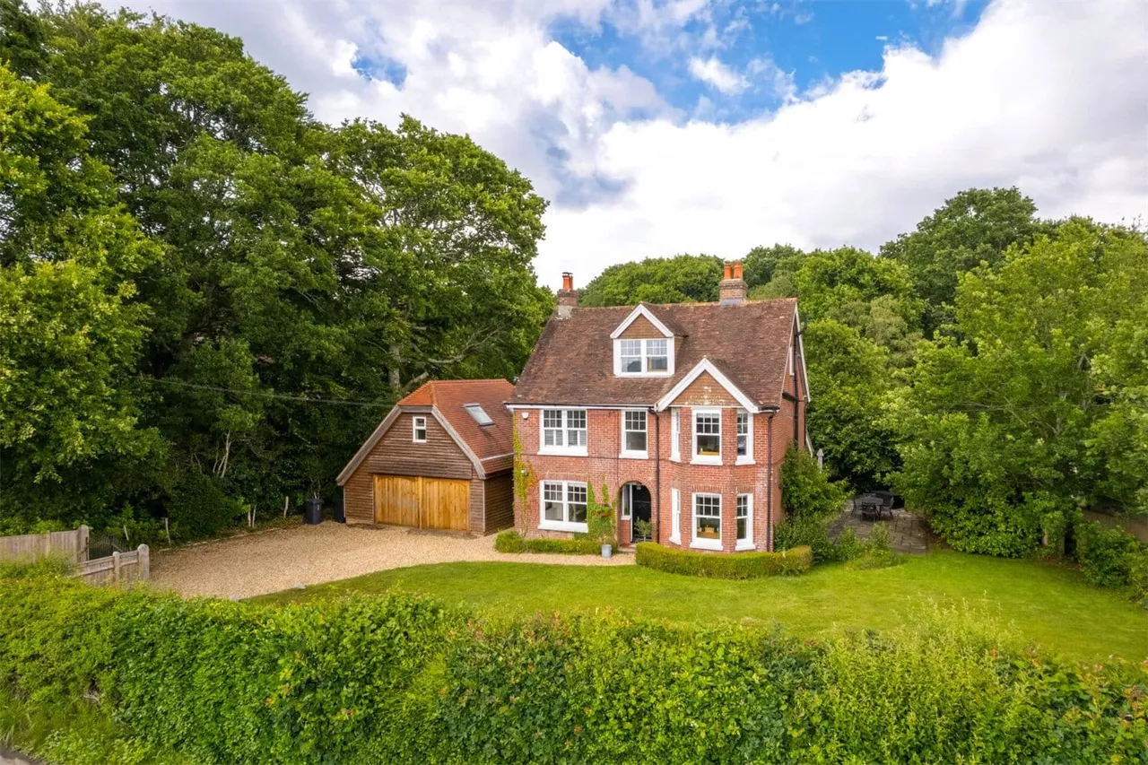 4 bed house for sale, Turners Green, Heathfield, TN21