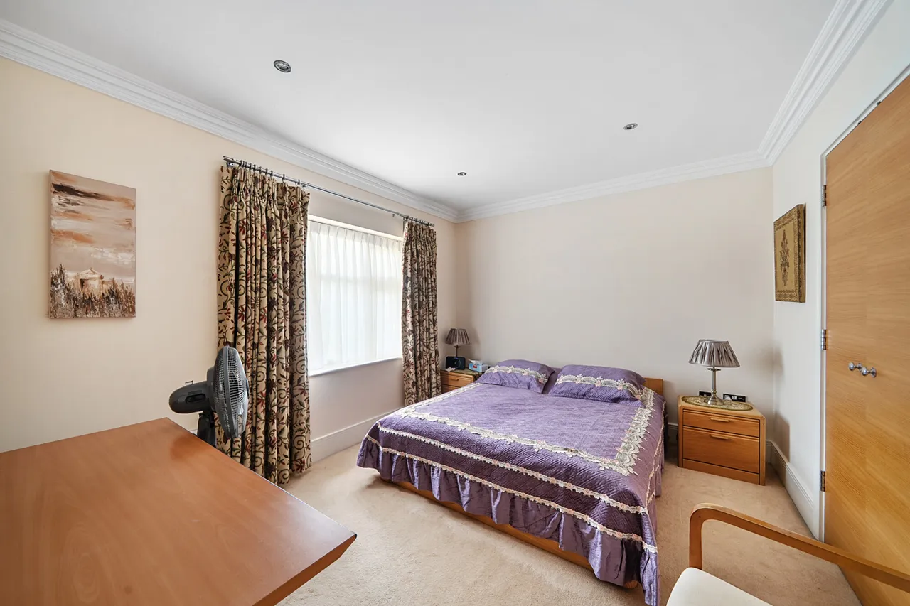 Cleopatra Close, Stanmore, HA7, photo 6