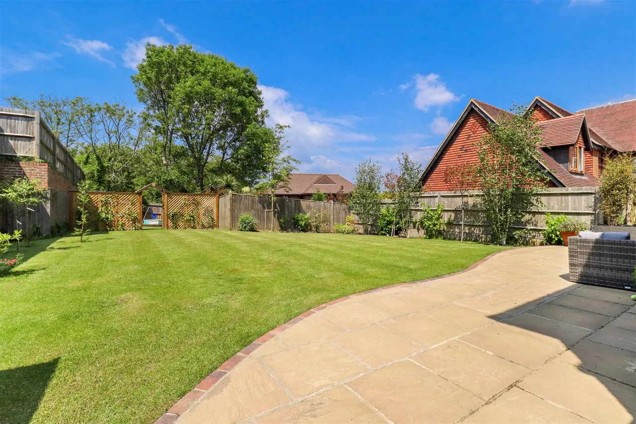Woodlands Way, Hastings, photo 17