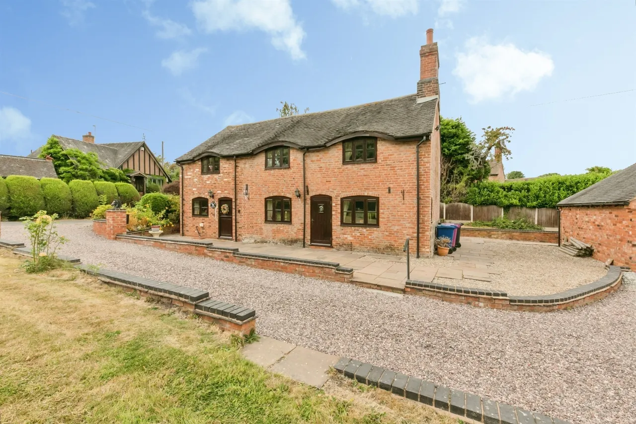 3 bed house for sale, Horsey Lane, Upper Longdon, WS15