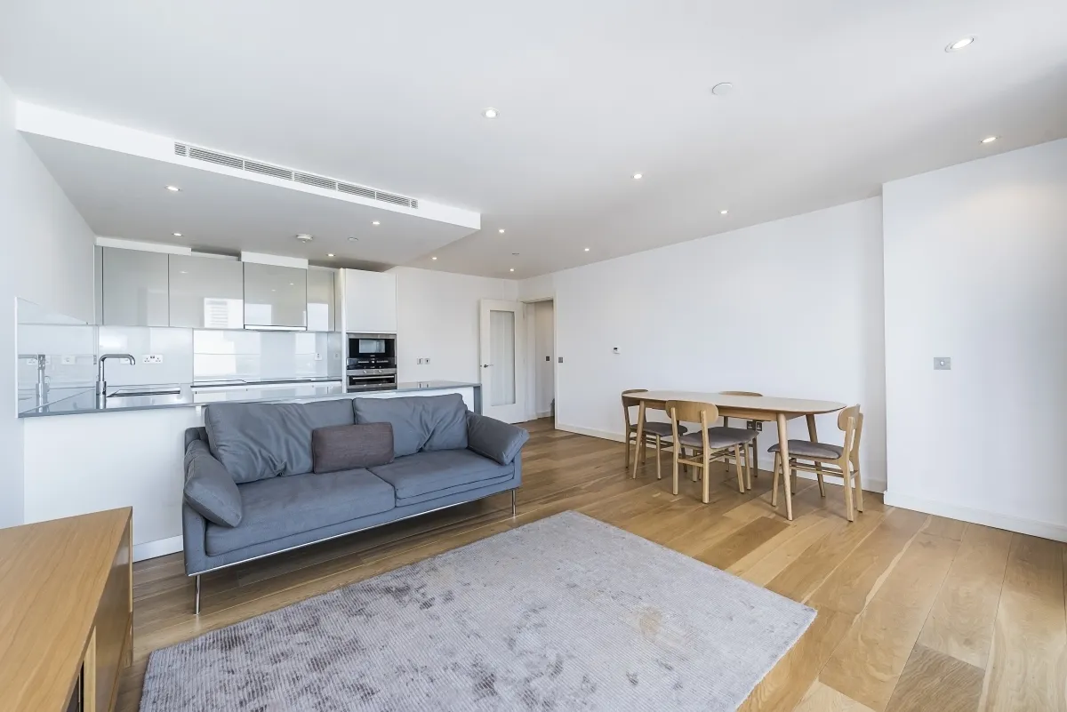 3 bed flat to rent — Camley Street London N1C