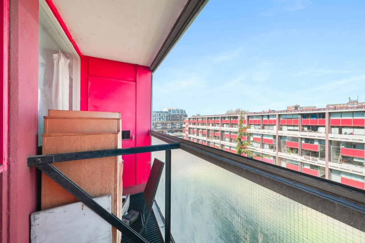 Bayer House, Golden Lane Estate, EC1Y, photo 14