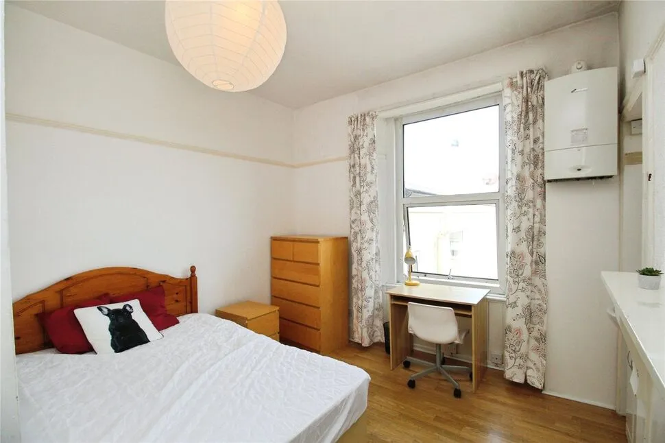 North Road West, Plymouth, Devon, PL1, photo 3