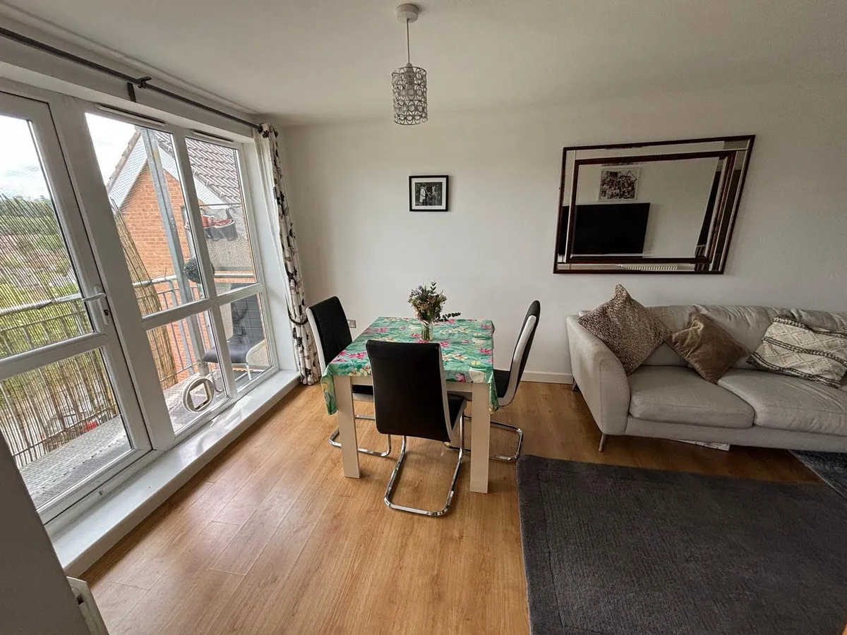 St. Hughs Avenue, High Wycombe, HP13, photo 3