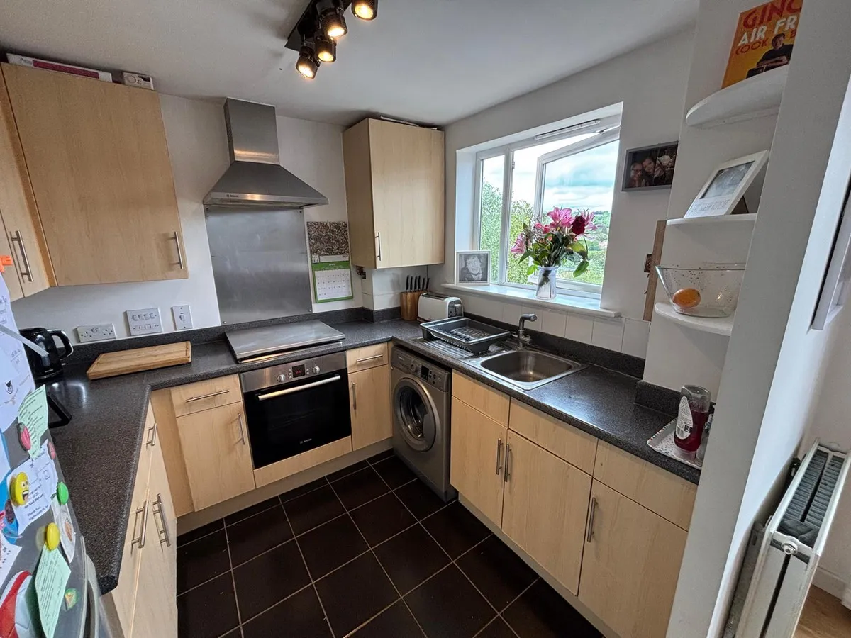St. Hughs Avenue, High Wycombe, HP13, photo 7