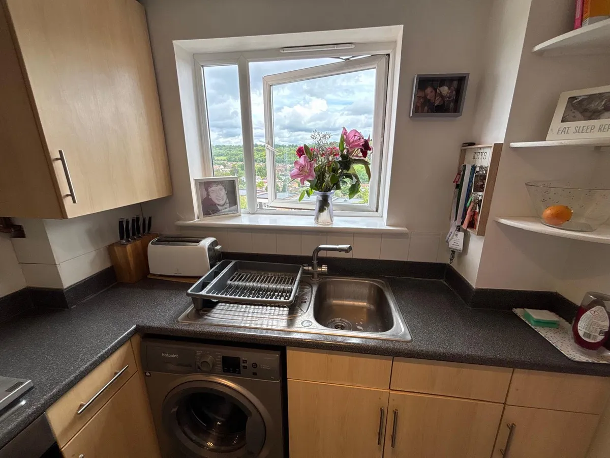 St. Hughs Avenue, High Wycombe, HP13, photo 6