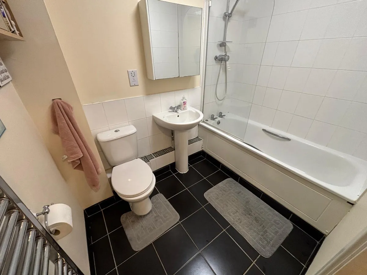 St. Hughs Avenue, High Wycombe, HP13, photo 4