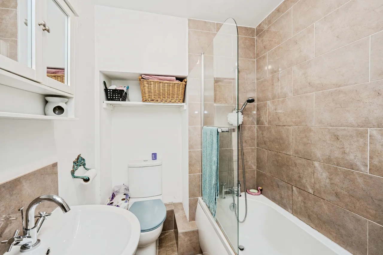 Dinas Street, Swansea, SA6, photo 8