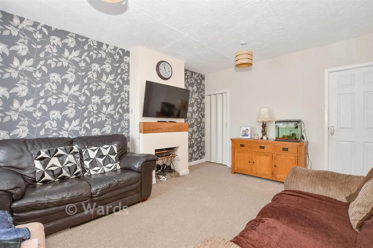 Carpenters Lane, Hadlow, TN11, photo 4