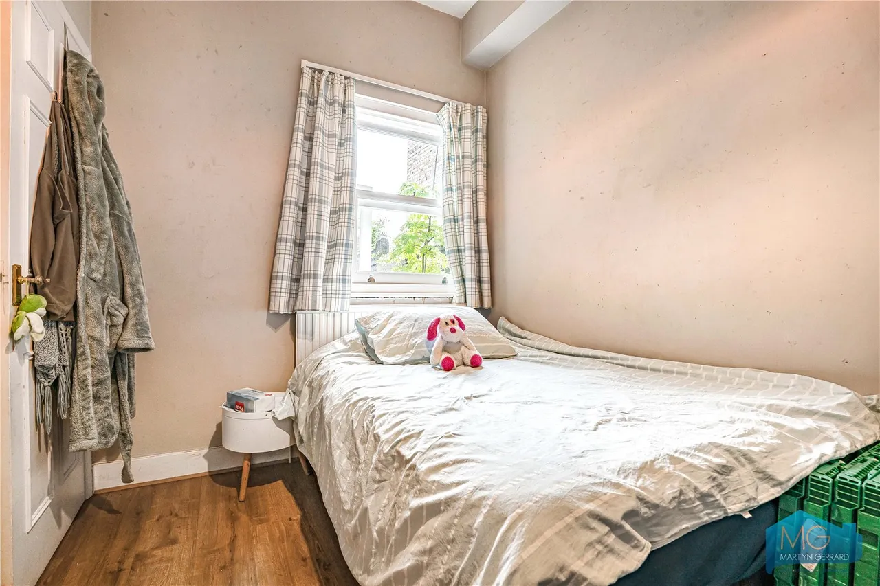 Greenham Road, London, N10, photo 13