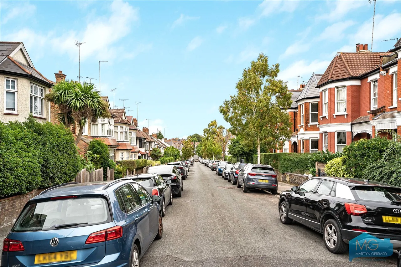 Greenham Road, London, N10, photo 19