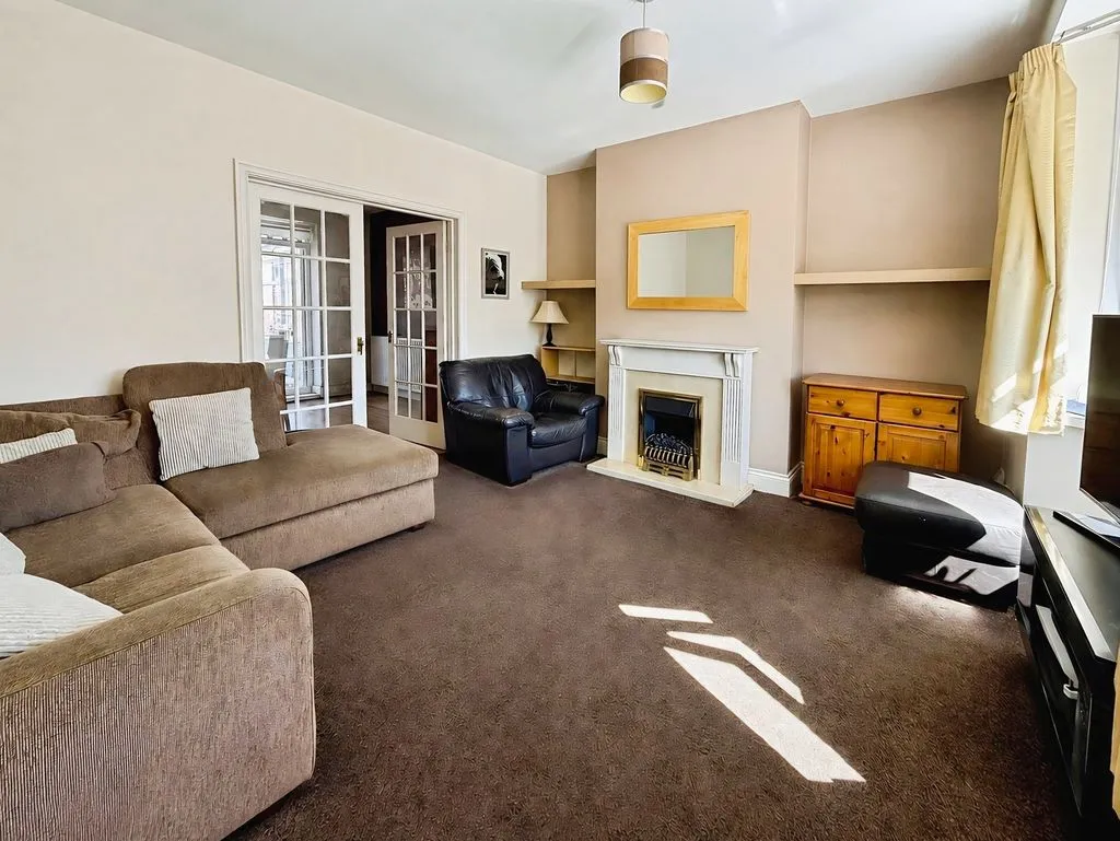 Newcastle upon Tyne NE6 4LH, NE6, photo 2