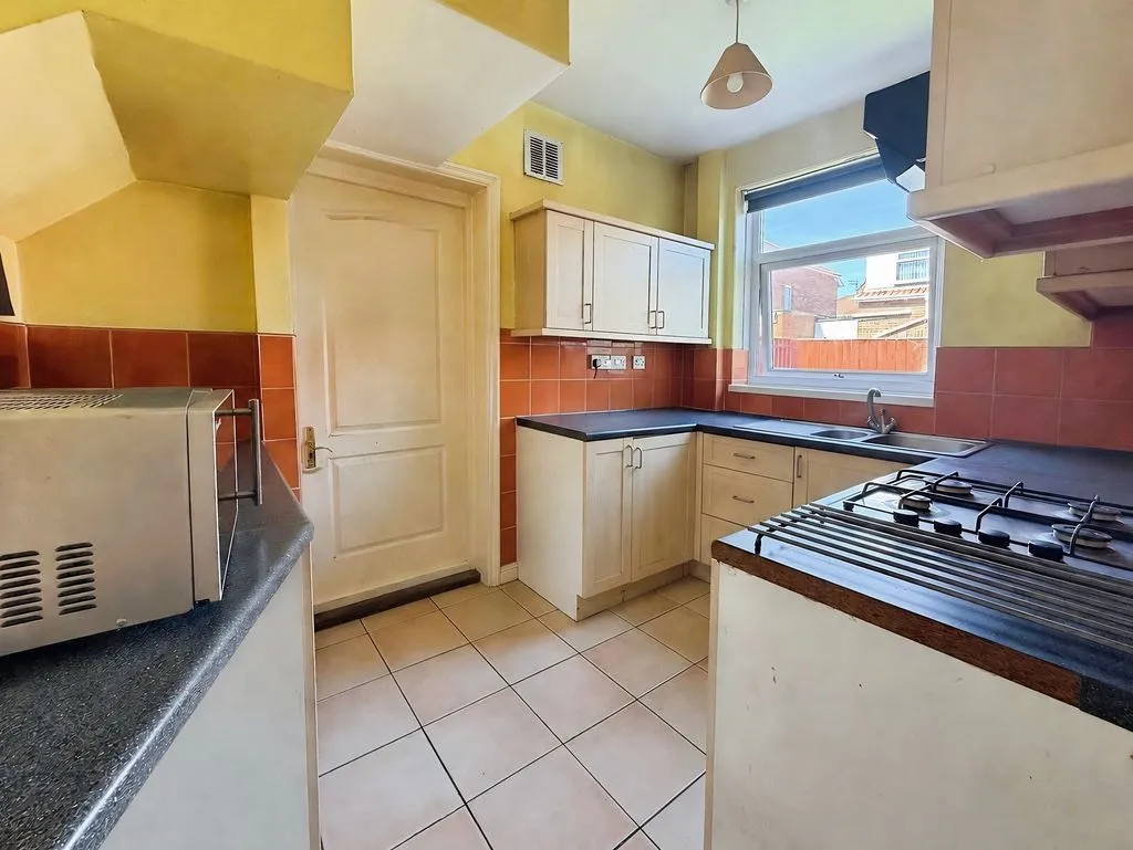 Newcastle upon Tyne NE6 4LH, NE6, photo 4