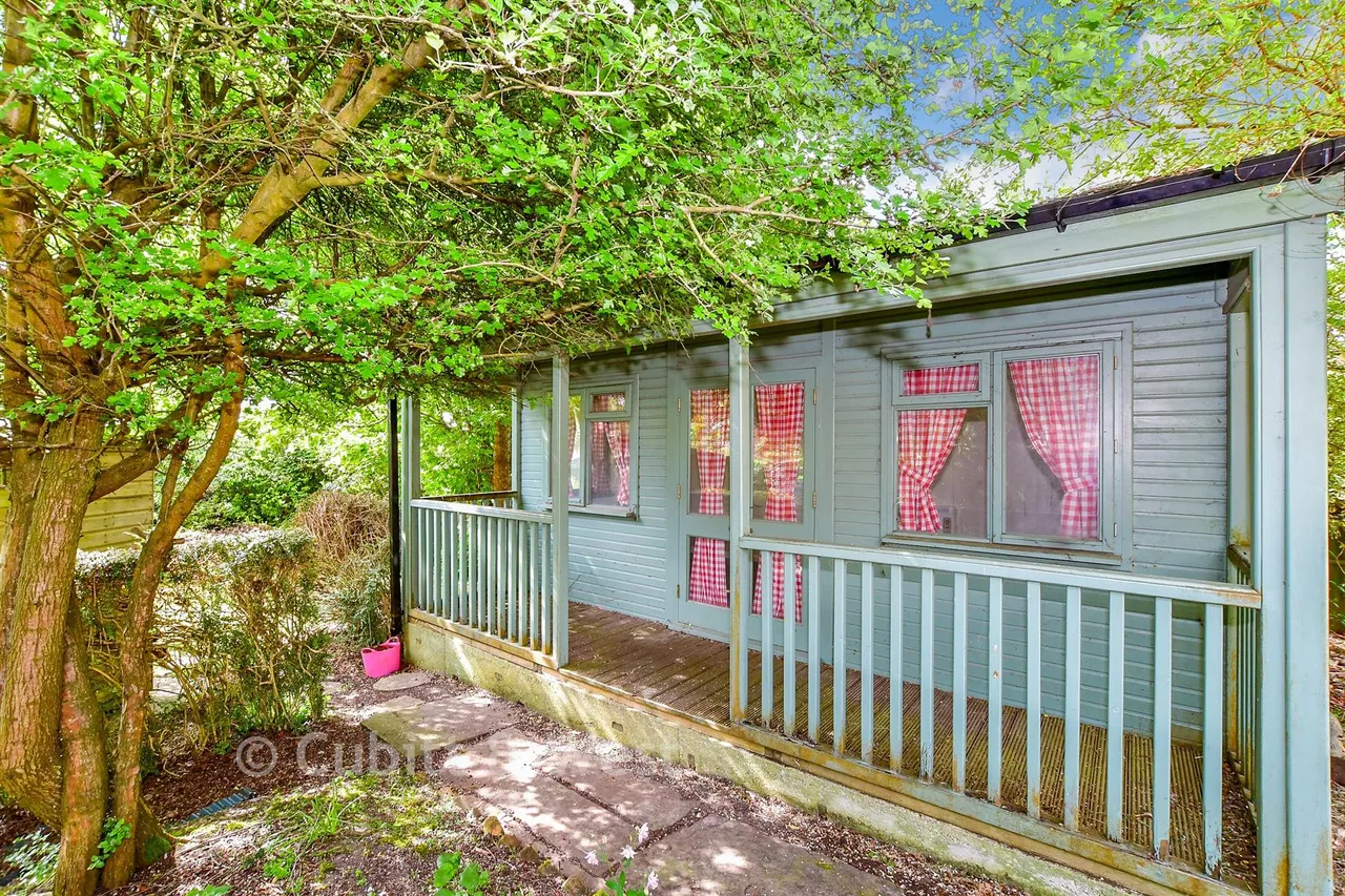 Ford Road, Arundel, BN18, photo 13