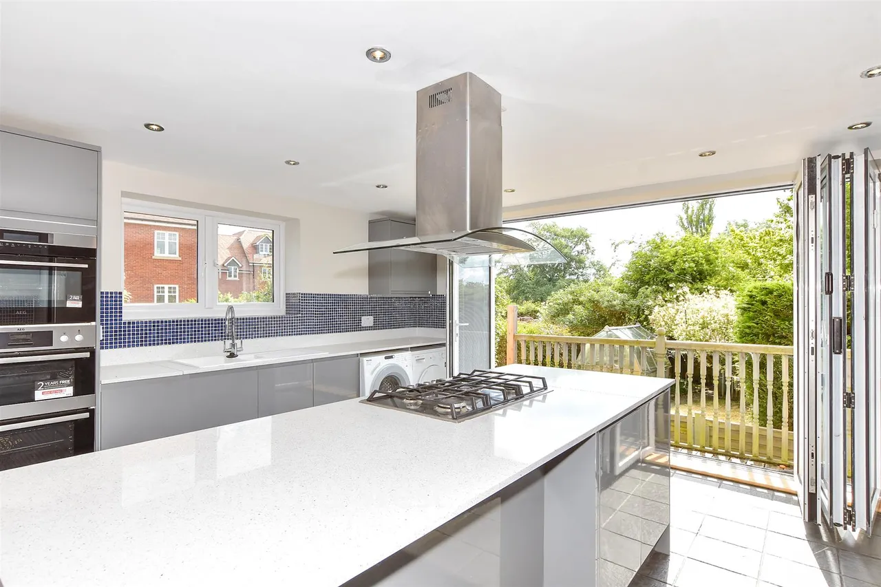 Ford Road, Arundel, BN18, photo 2