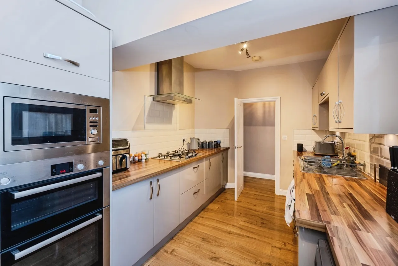College Hill, Llanelli, SA15, photo 3