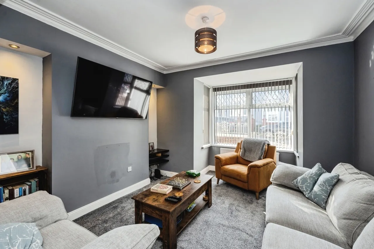 College Hill, Llanelli, SA15, photo 5