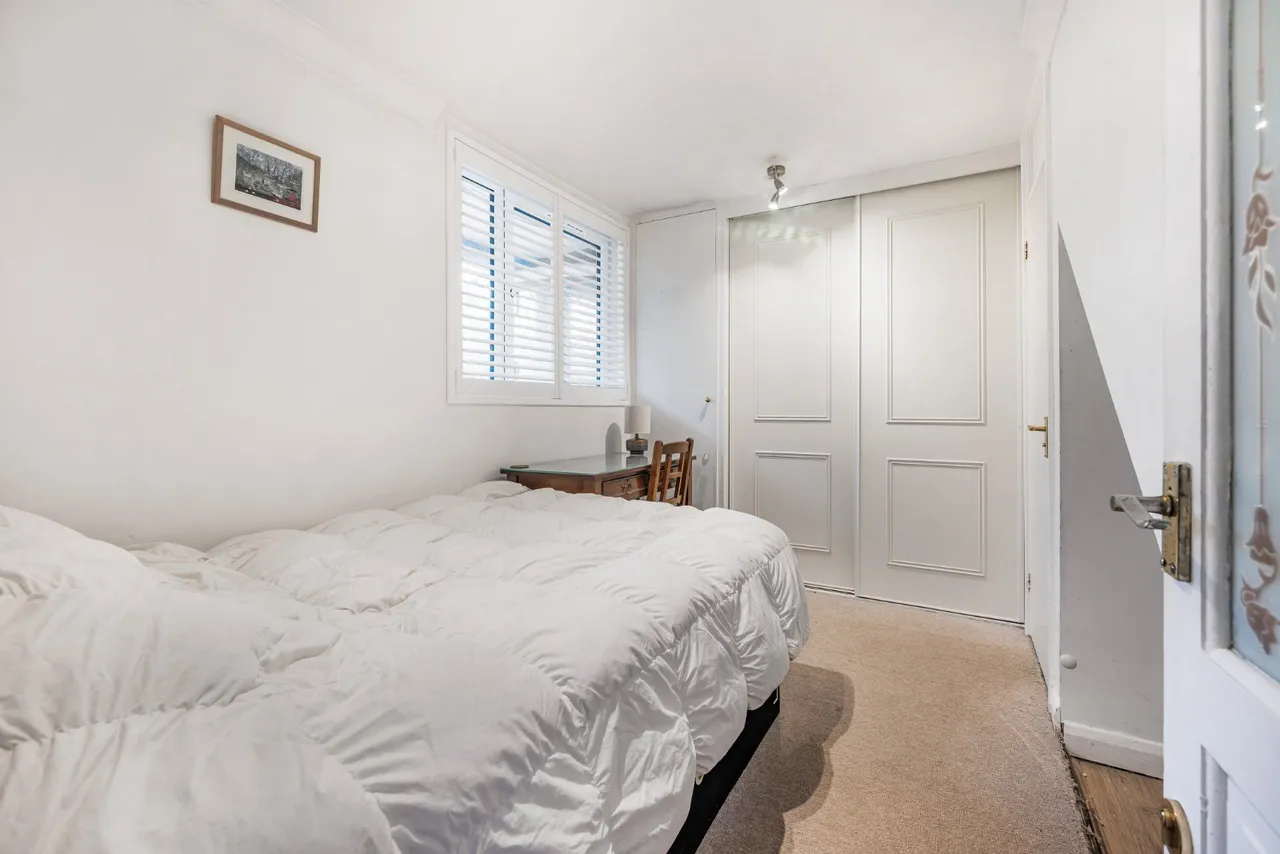 Lydney Close, Southfields, SW19, photo 5