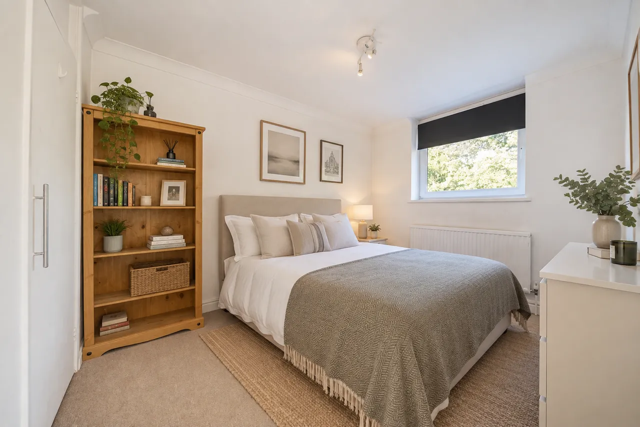 Lydney Close, Southfields, SW19, photo 2