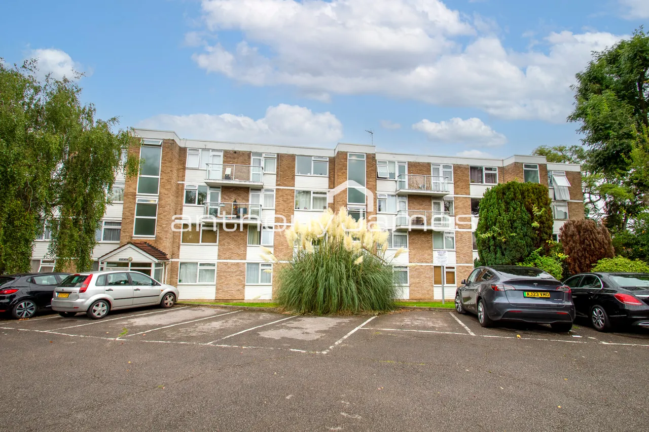 1 bed house to rent, West Park, Pickwick Court, SE9