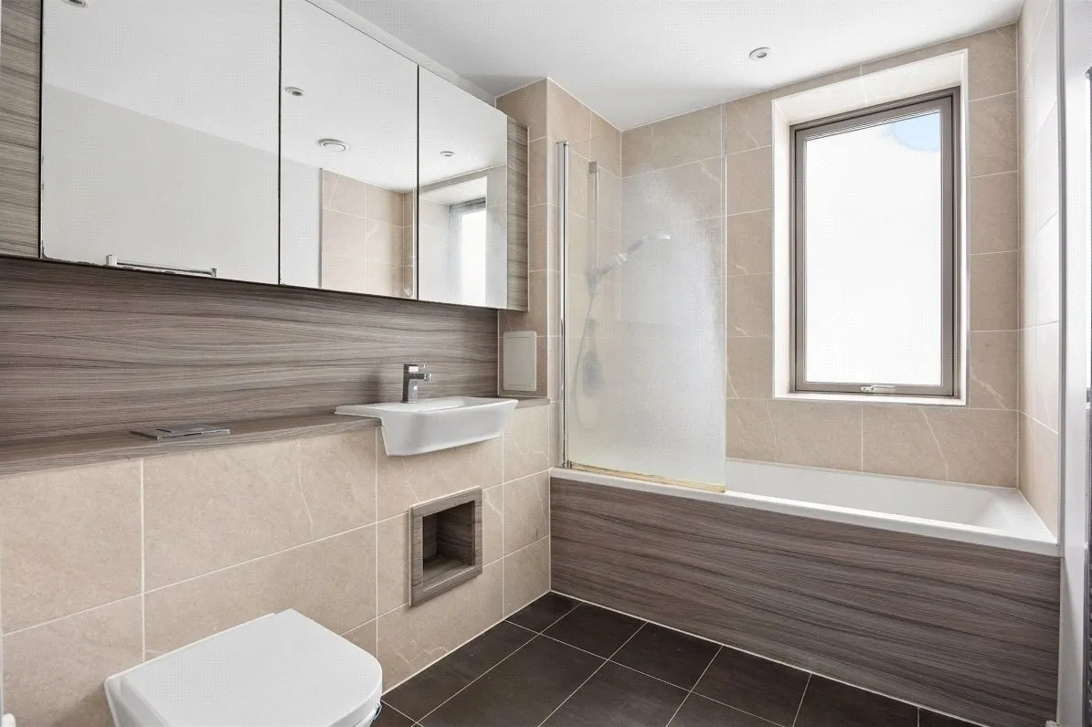 Hammersley Road, E16, photo 5