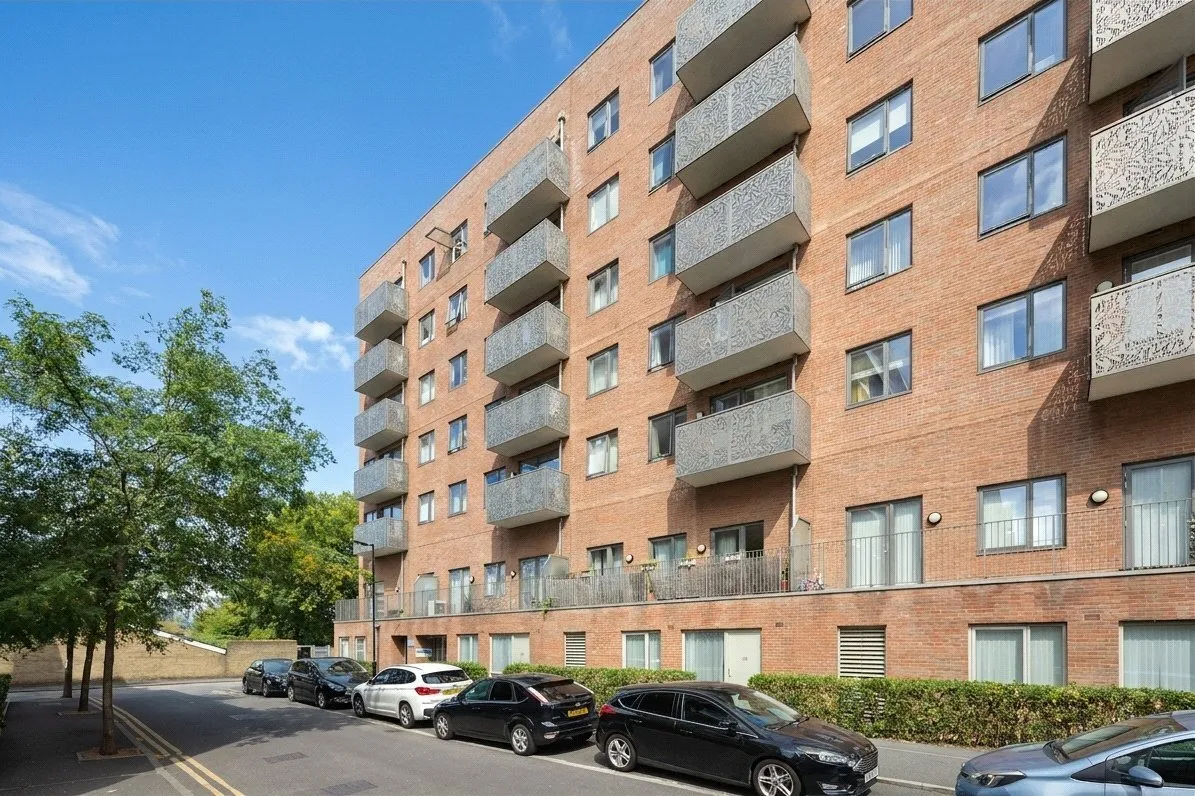 Hammersley Road, E16, photo 8