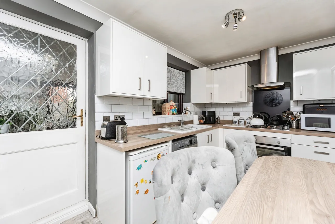 Queen Margarets Drive, Byram, WF11, photo 12