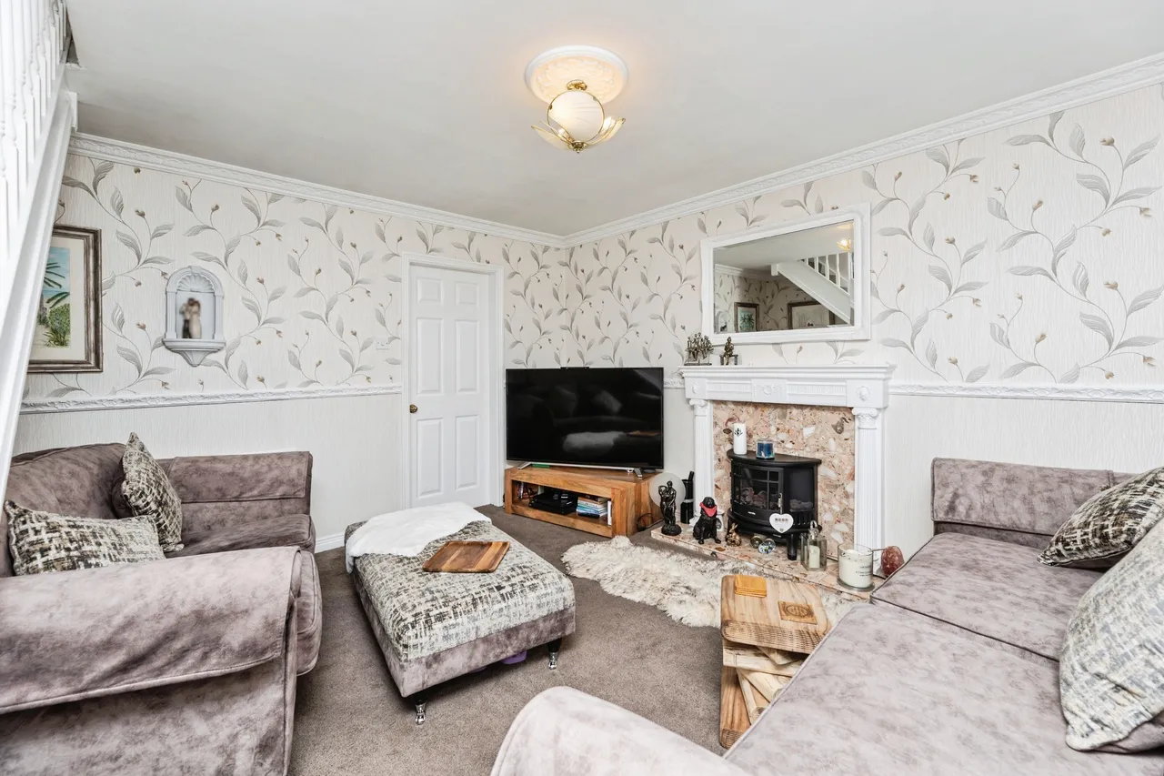 Queen Margarets Drive, Byram, WF11, photo 8
