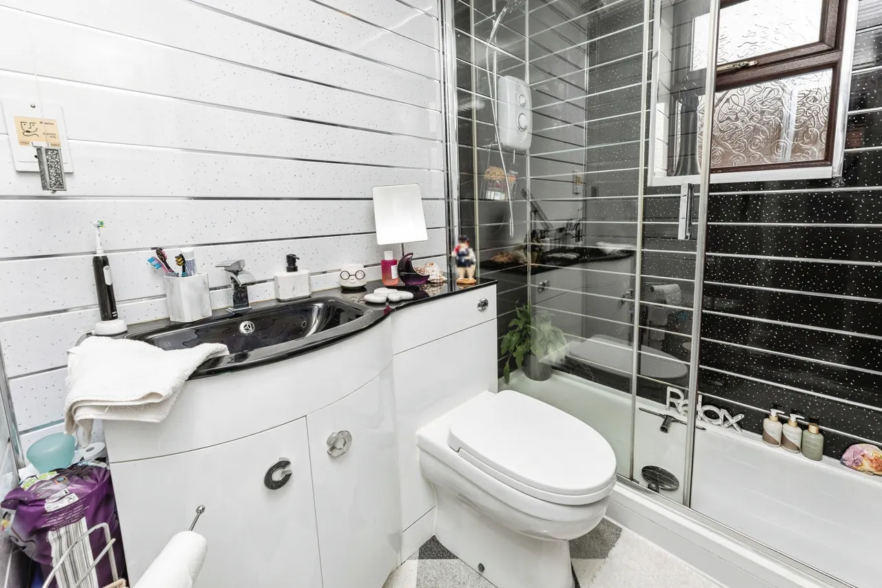 Queen Margarets Drive, Byram, WF11, photo 15