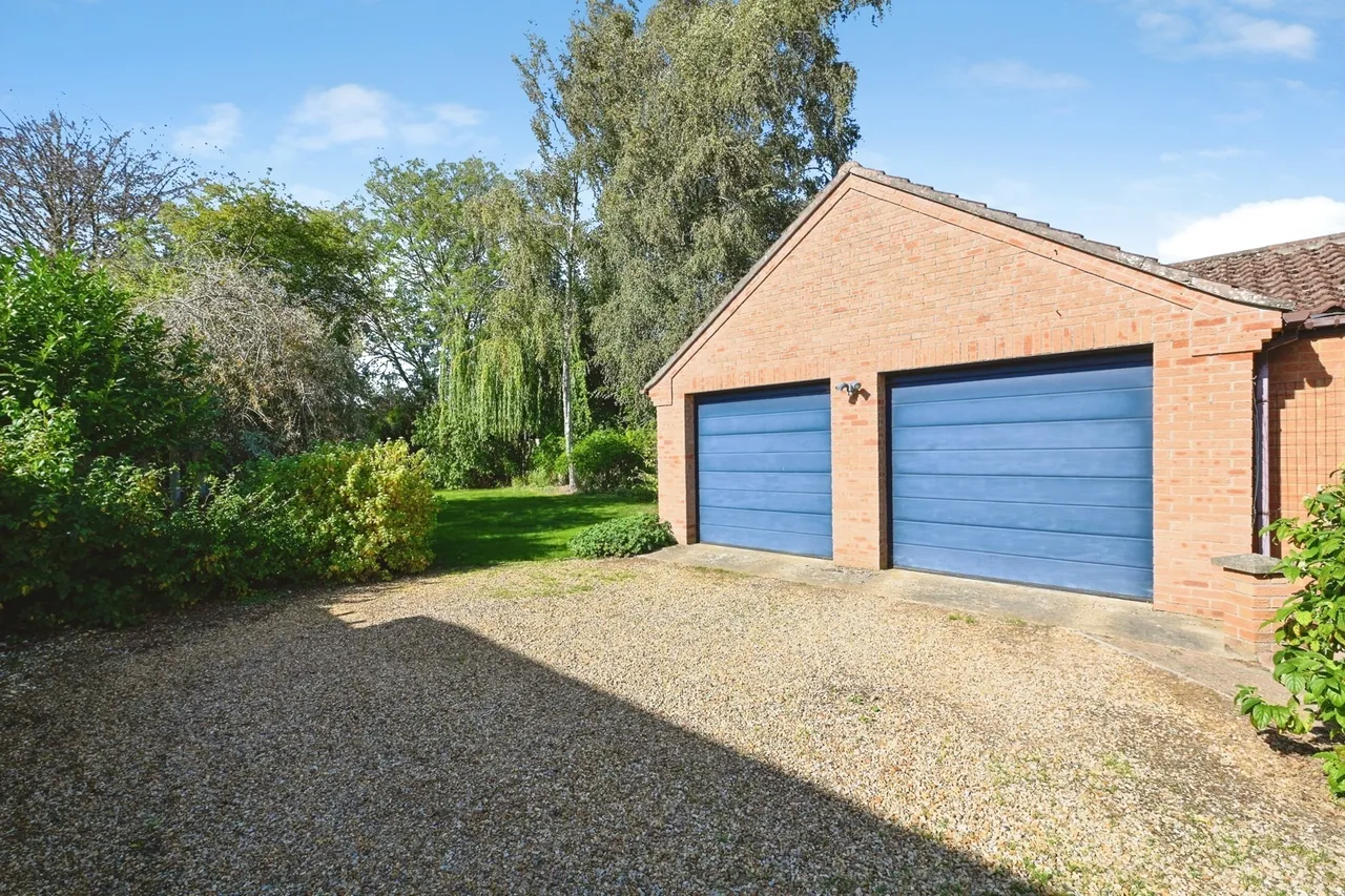 The Green, North Runcton, PE33, photo 2