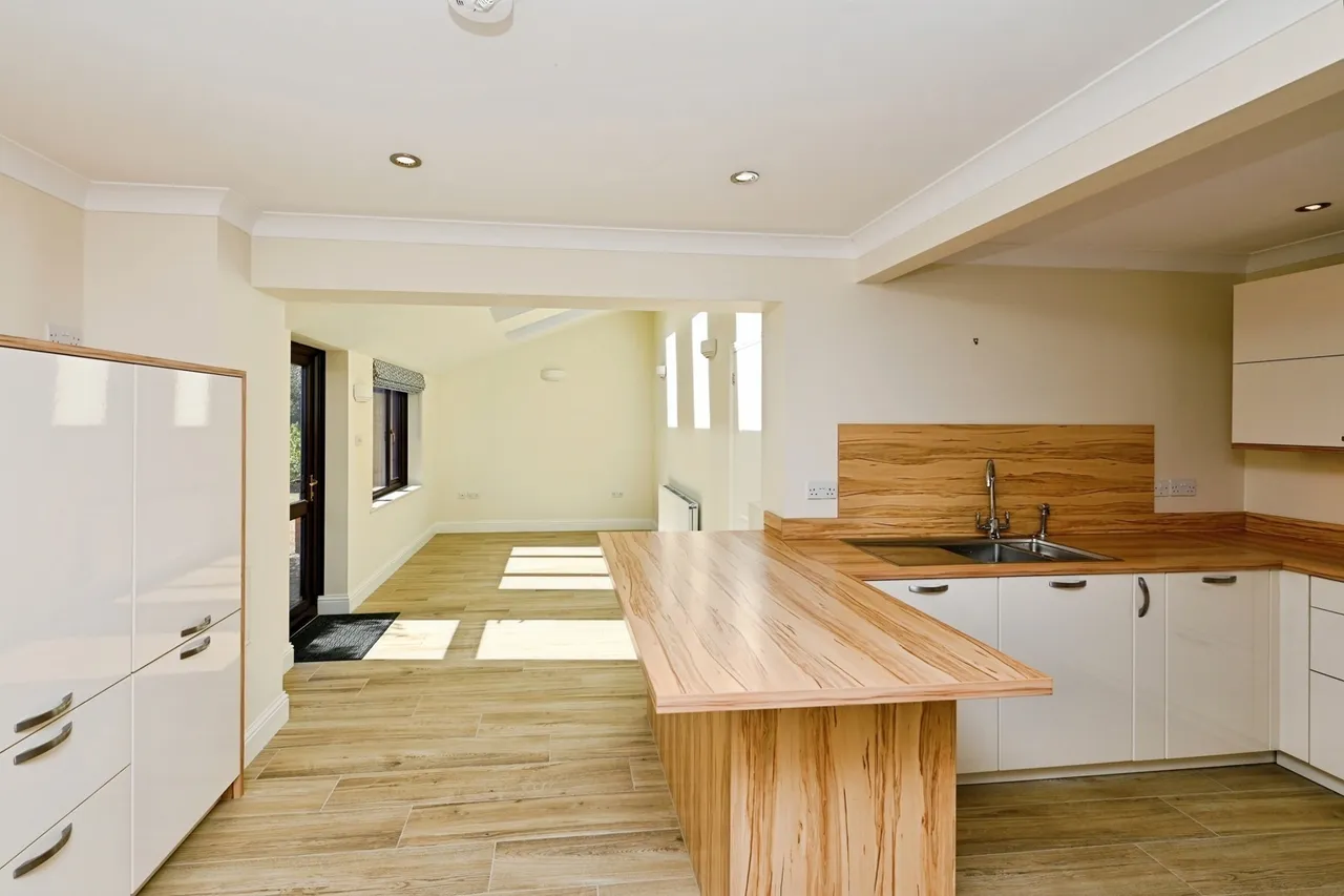 The Green, North Runcton, PE33, photo 12