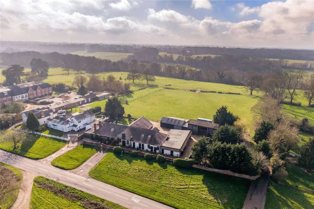 4 bed house for sale, Old Farleigh Road, Farleigh Common, CR6