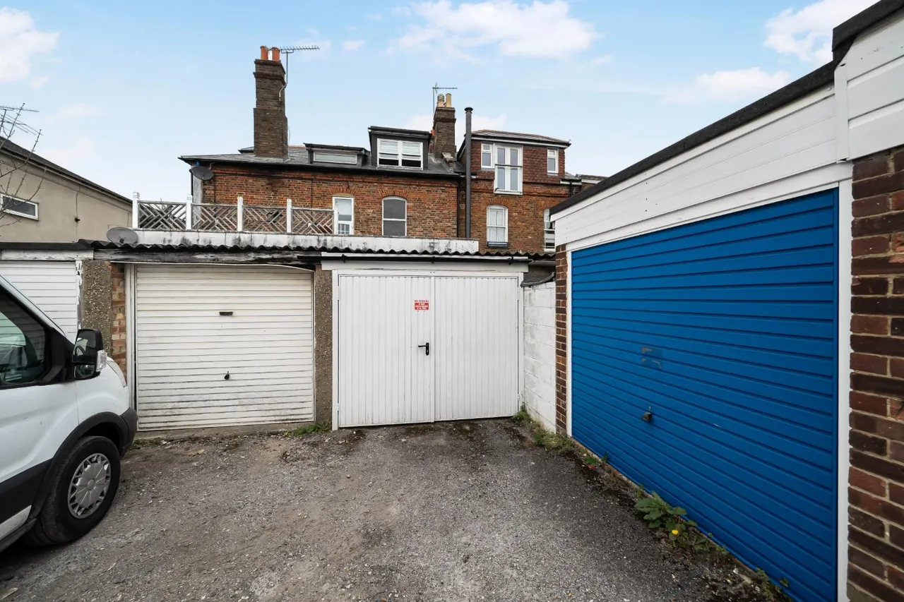 Oxford Road, Windsor, photo 8