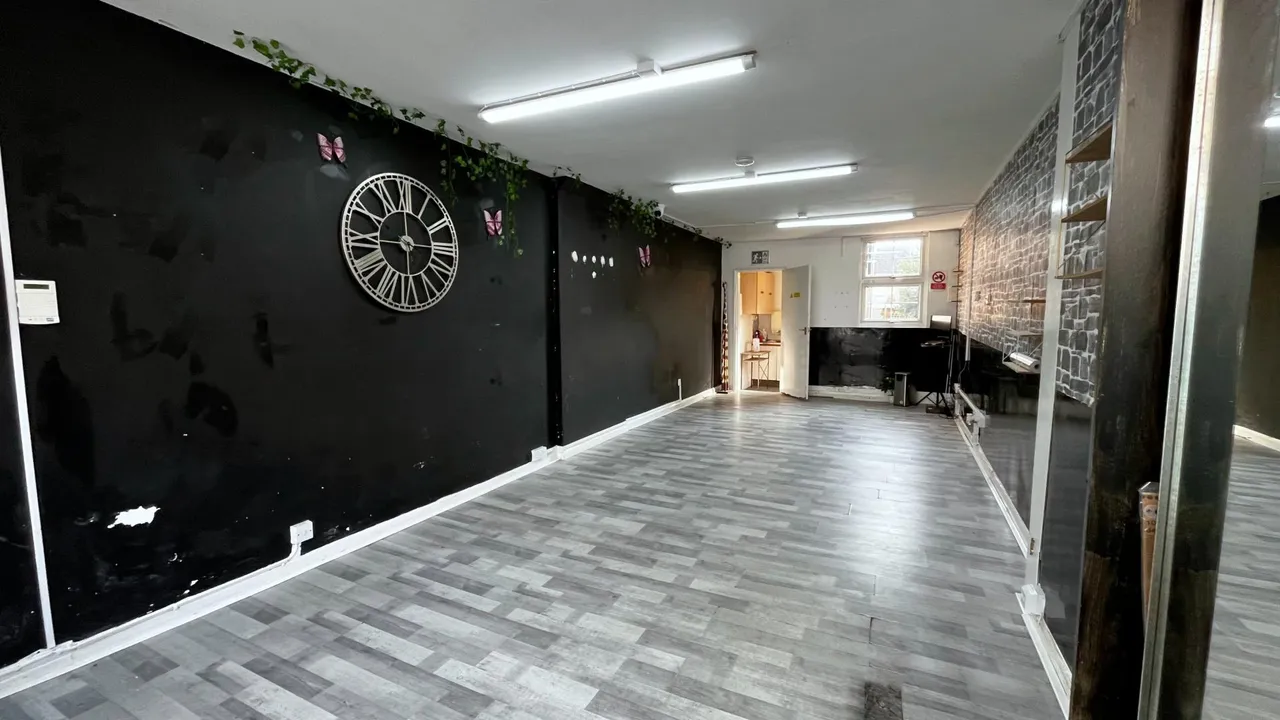 Blaby Road, Wigston, LE18, photo 3
