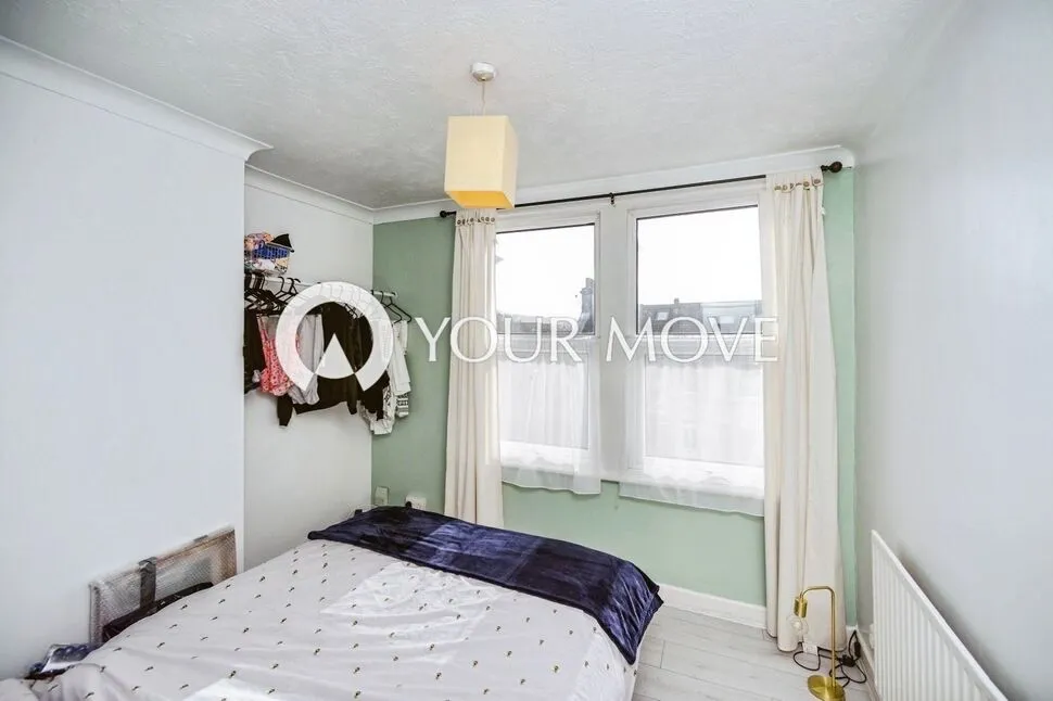 Queens Park Road, East Sussex, BN2, photo 3