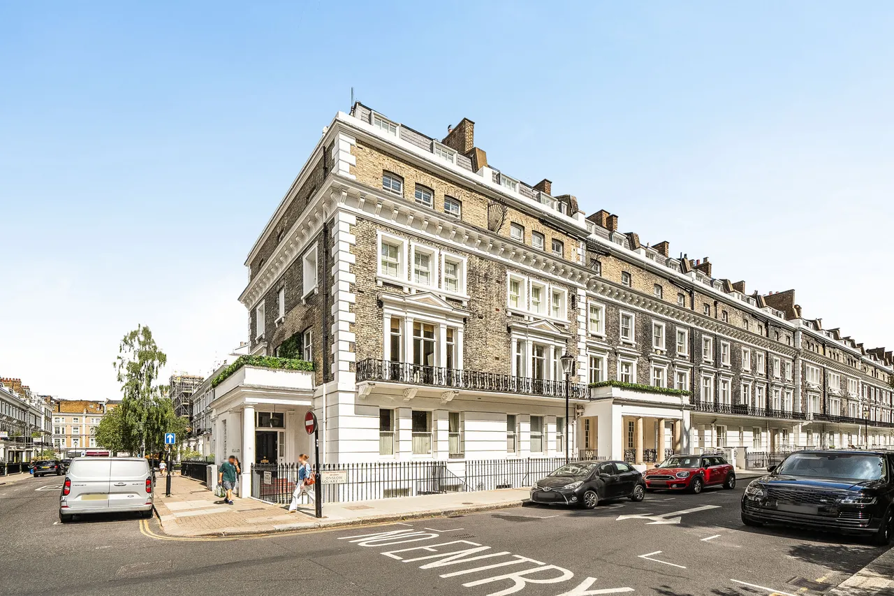 1 bed flat for sale — 105a Onslow Square, London