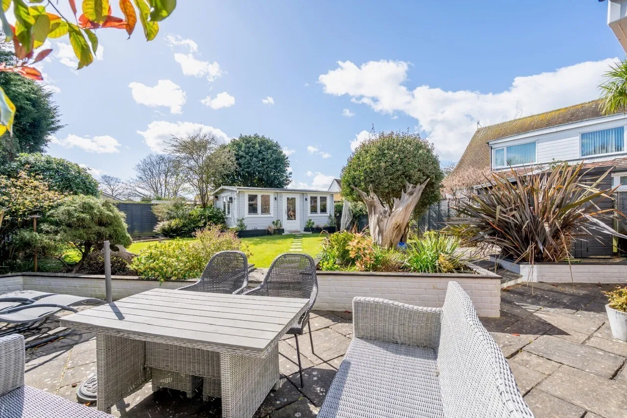 Outerwyke Road, Bognor Regis, PO22, photo 28