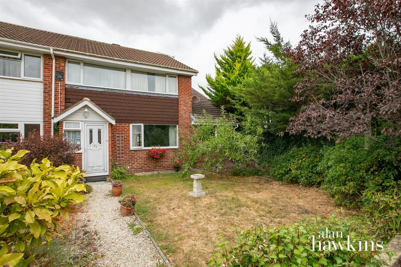 Branscombe Drive, Royal Wootton Bassett, SN4, photo 12