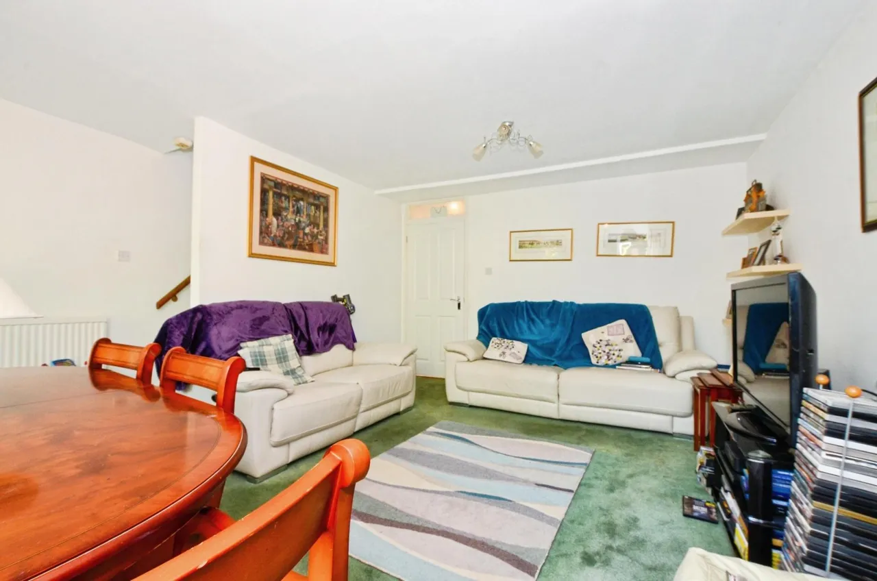 Wilcox Close, Borehamwood, WD6, photo 3