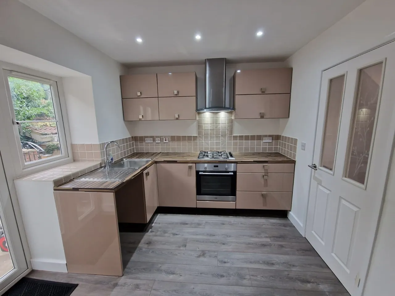 Dalton Lane, Rotherham, S65., photo 4