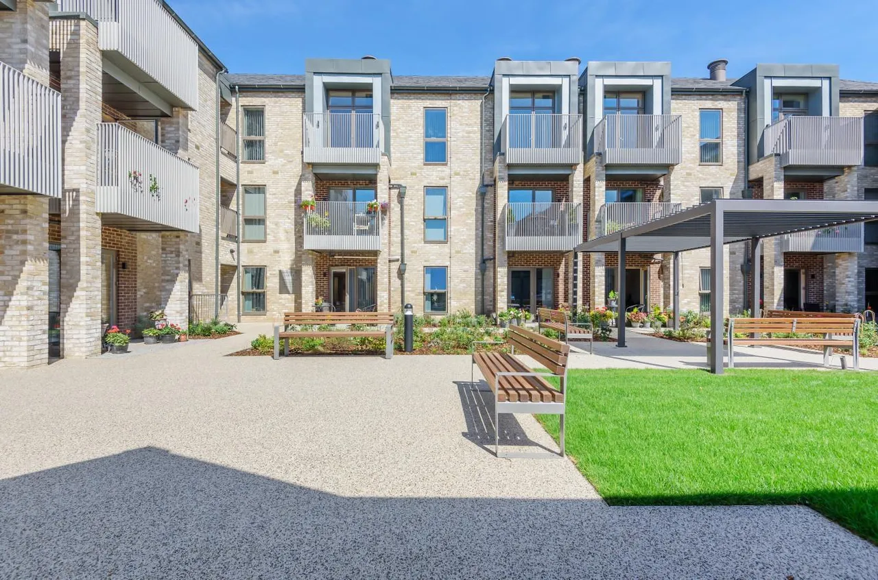 New Windsor Street, Uxbridge, photo 14