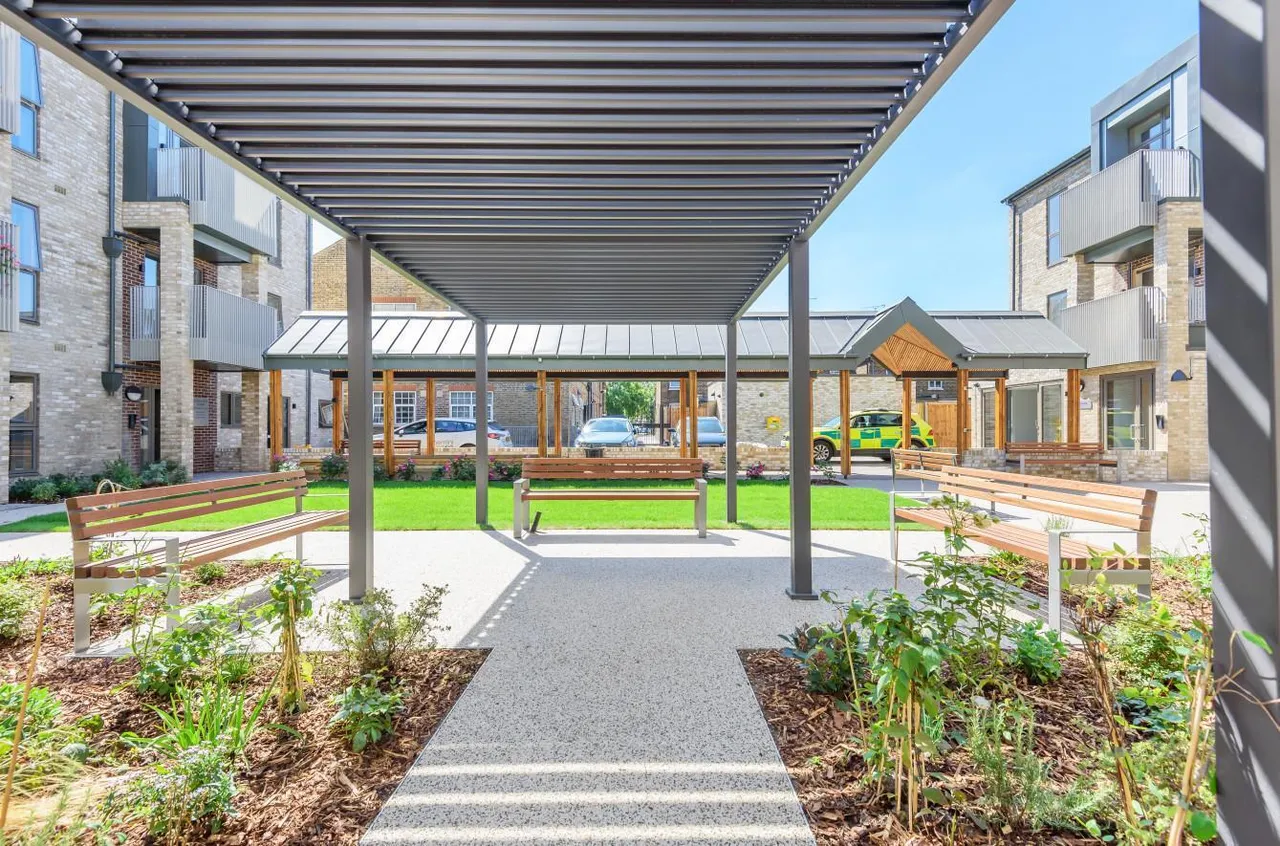 New Windsor Street, Uxbridge, photo 15