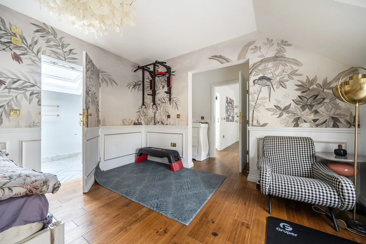 Well Grove, Whetstone, N20, photo 16