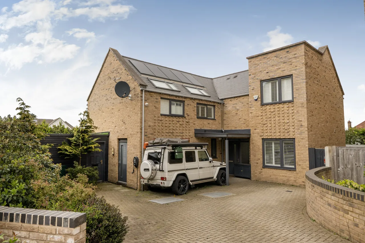Well Grove, Whetstone, N20, photo 20